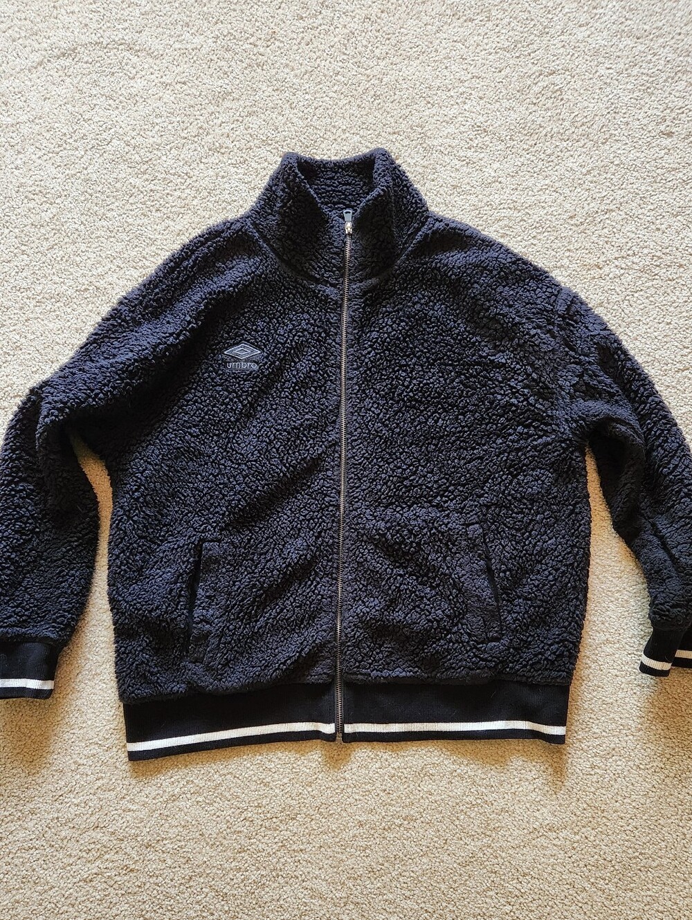 Umbro Women's Black Sherpa Full-Zip Jacket - Size XL